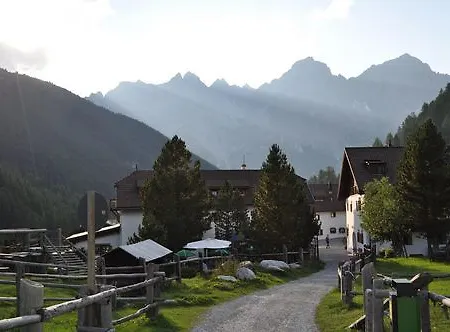 Alpengasthof Crusch Alba Ed Alvetern, S-charl, Engiadina