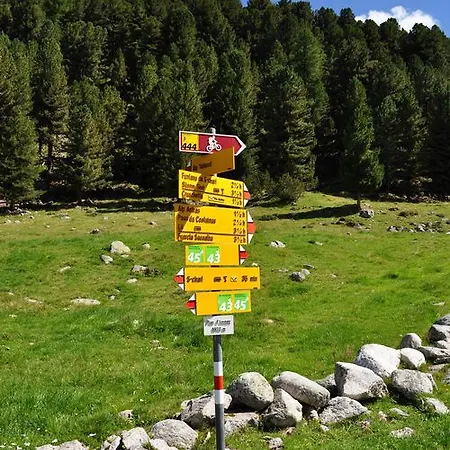 Alpengasthof Crusch Alba Ed Alvetern, S-charl, Engiadina